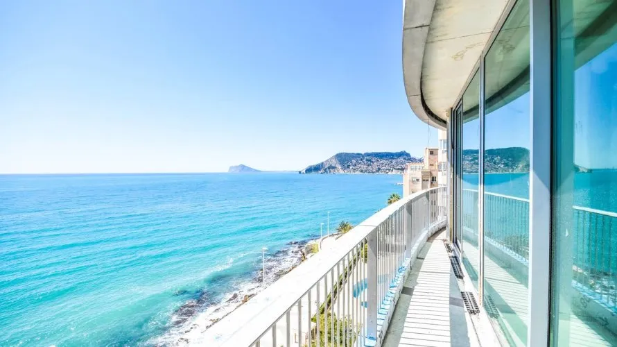 Apartamento de 4 dormitorios en Calpe, España No. 1320 № 13
