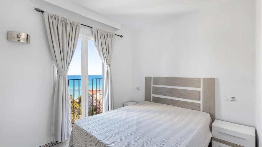 Apartamento de 2 dormitorios en Torrevieja, España No. 1684 № 14