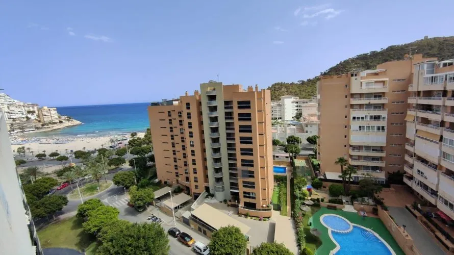 Apartamento de 2 dormitorios en Villajoyosa, España No. 1346 № 27