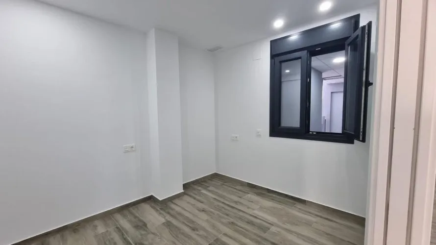 Apartamento de 3 dormitorios en Torrevieja, España No. 1078 № 13