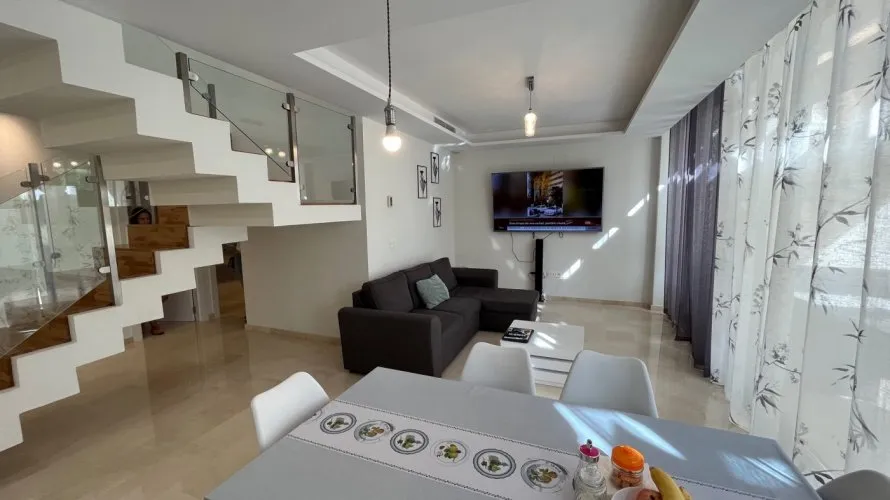 Apartamento de 3 dormitorios en Villajoyosa, España No. 1239 № 27