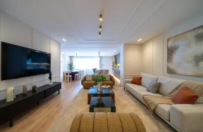 Apartamento de 3 dormitorios en Madrid, España No. 1152