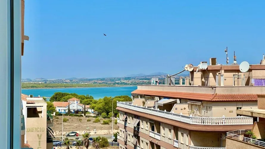 Apartamento de 3 dormitorios en La Mata, España No. 1095 № 18