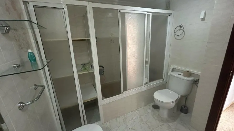Apartamento de 2 dormitorios en Benidorm, España No. 1439 № 8