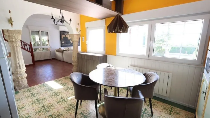Apartamento de 4 dormitorios en Villamartin, España No. 1481 № 19