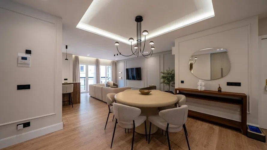 Apartamento de 3 dormitorios en Madrid, España No. 1635