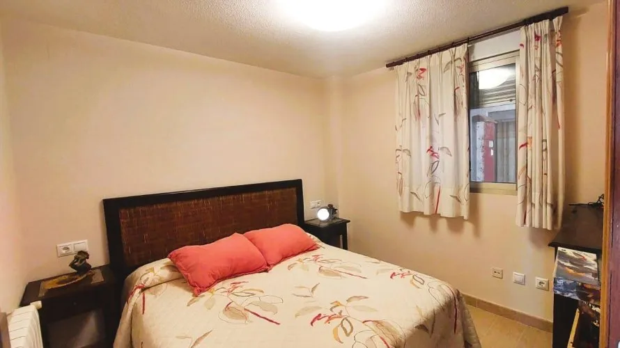 Apartamento de 4 dormitorios en Torrevieja, España No. 1330 № 7