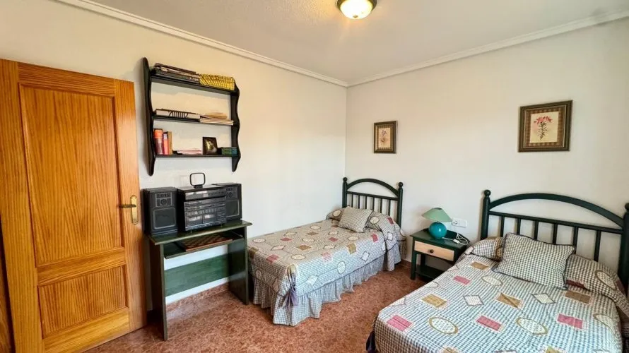 Apartamento de 3 dormitorios en Torrevieja, España No. 1639 № 12