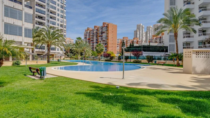 Apartamento de 1 dormitorio en Benidorm, España No. 1256 № 3