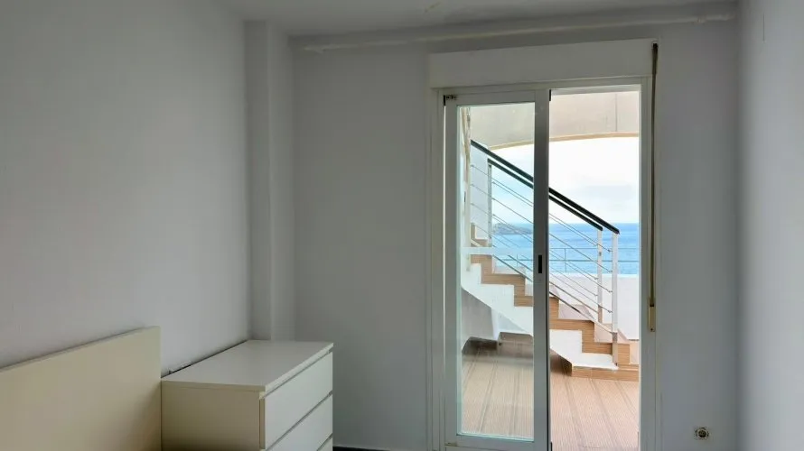 Ático de 2 dormitorios en Benidorm, España No. 1090 № 8