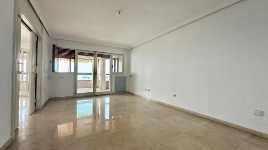 Ático de 6 dormitorios en Alicante, España No. 1459 № 18