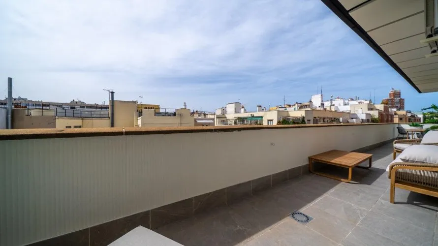 Apartamento de 3 dormitorios en Madrid, España No. 1733 № 4