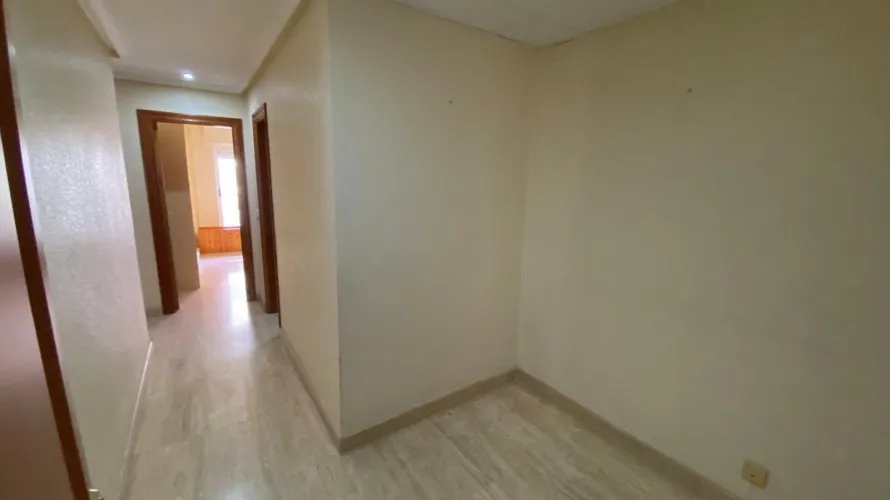 Apartamento de 4 dormitorios en Torrevieja, España No. 1480 № 6