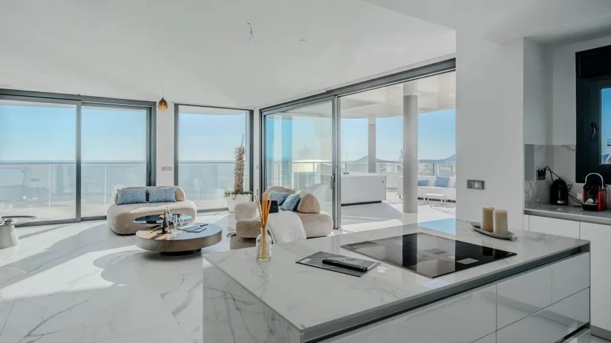 Apartamento de 3 dormitorios en Benidorm, España No. 1405 № 16