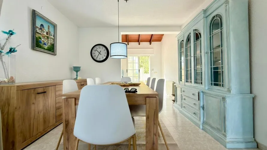 Apartamento de 3 dormitorios en L'Alfàs del Pi, España No. 1655 № 11