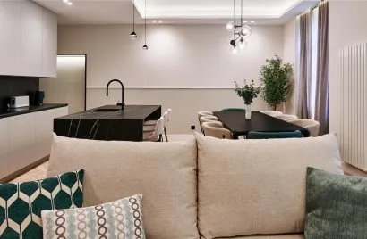 Apartamento de 3 dormitorios en Madrid, España No. 1399