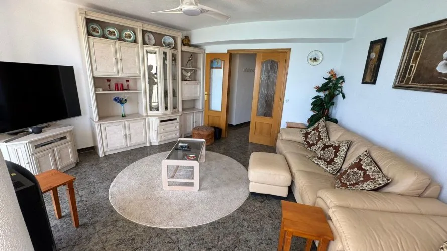 Apartamento de 3 dormitorios en Torrevieja, España No. 1484 № 13