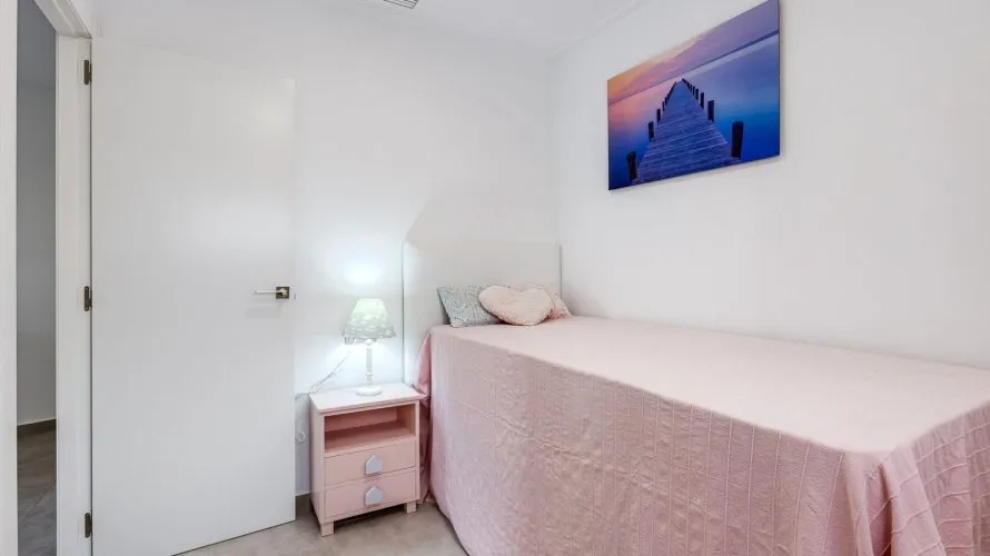 Apartamento de 56m² en La Mata, España No. 1819