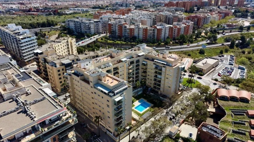 Apartamento de 2 dormitorios en Paterna, España No. 1878 № 22