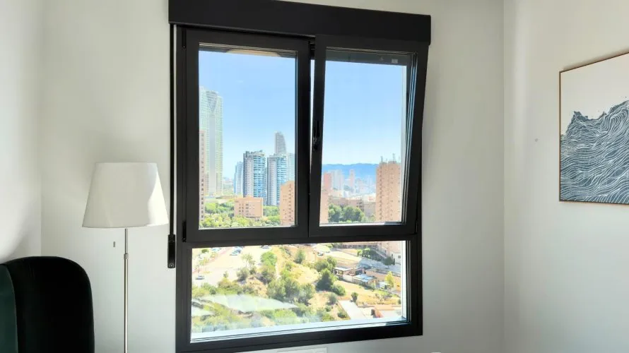 Apartamento de 3 dormitorios en Benidorm, España No. 1782 № 8
