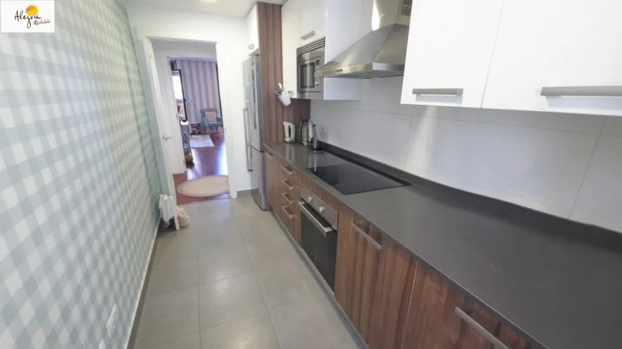 Apartamento de 3 dormitorios en Alicante, España No. 1874 № 3