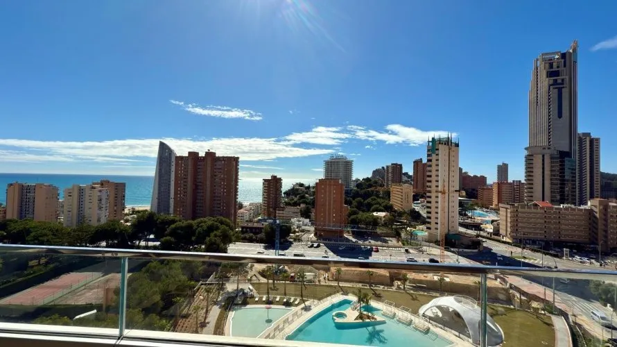 Apartamento de 2 dormitorios en Finestrat, España No. 1830 № 23
