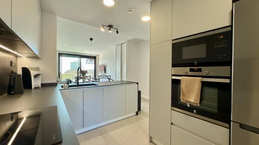 Apartamento de 2 dormitorios en Finestrat, España No. 1830 № 2