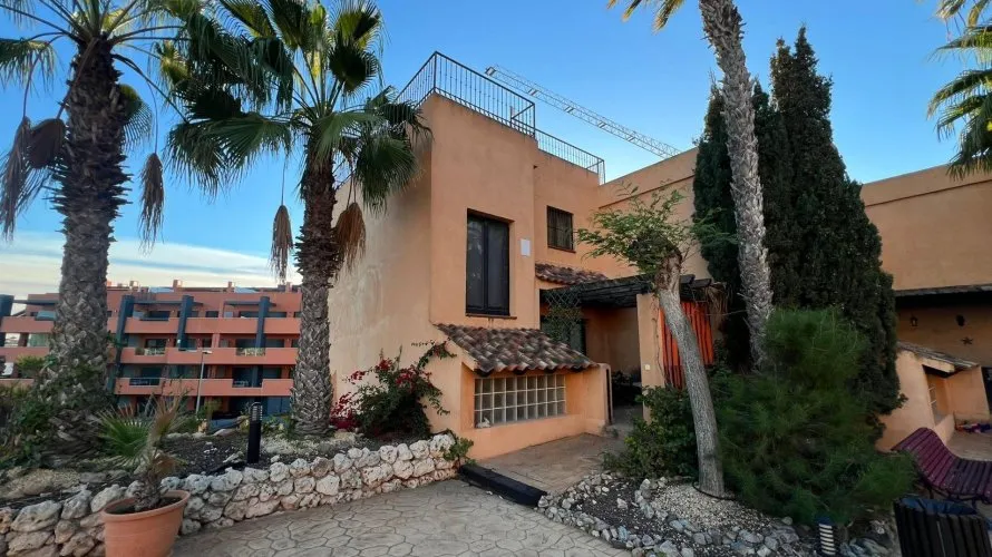 Dúplex de 3 dormitorios en Villamartin, España No. 1798 № 24
