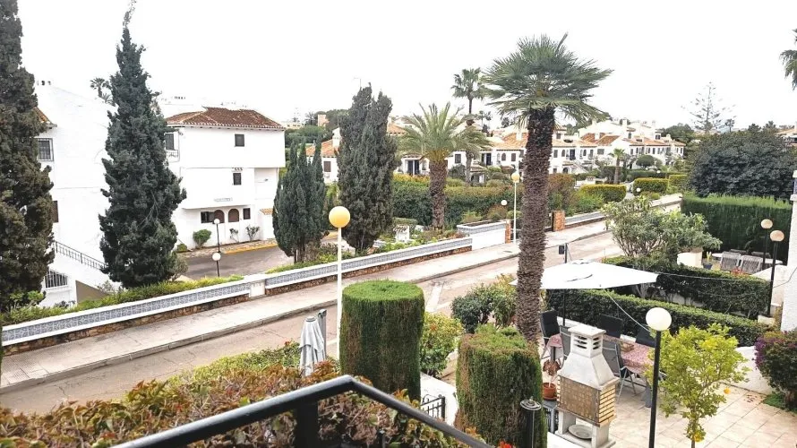 Dúplex de 4 dormitorios en Cabo Roig, España No. 1877 № 27