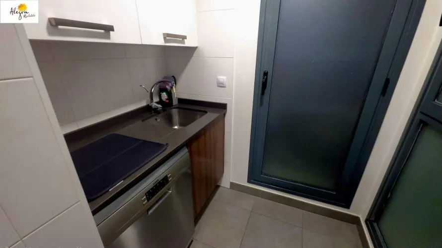 Apartamento de 3 dormitorios en Alicante, España No. 1874 № 27