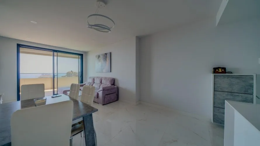 Apartamento de 2 dormitorios en Benidorm, España No. 1814 № 5