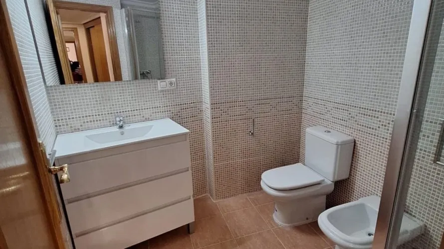 Apartamento de 3 dormitorios en Torrevieja, España No. 1827 № 14