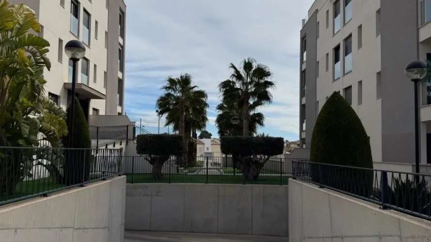 Apartamento de 2 dormitorios en Campoamor, España No. 1872 № 19