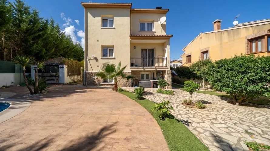 Apartamento de 5 dormitorios en San Martín de Valdeiglesias, España No. 1870 № 15