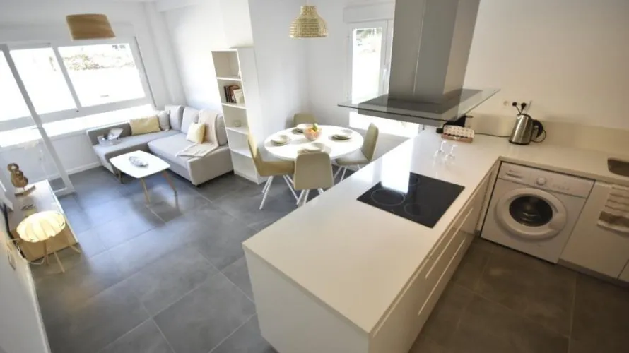 Apartamento de 3 dormitorios en Campoamor, España No. 1791 № 1