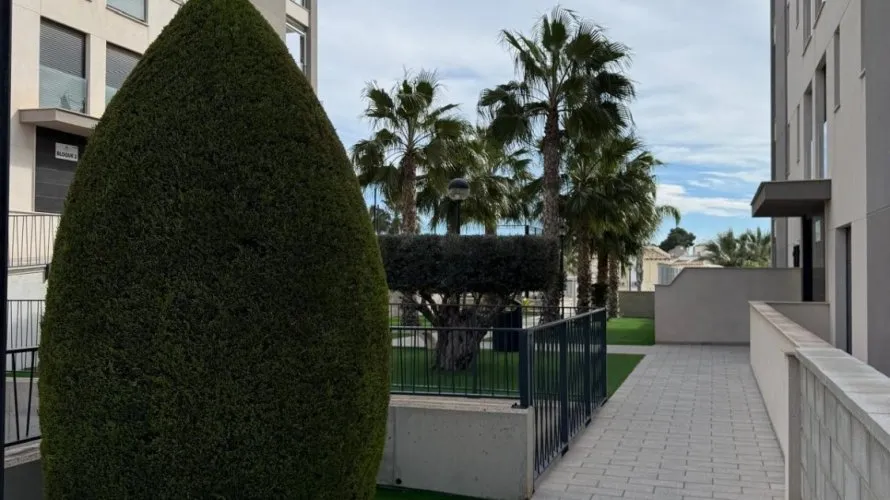 Apartamento de 2 dormitorios en Campoamor, España No. 1872 № 21