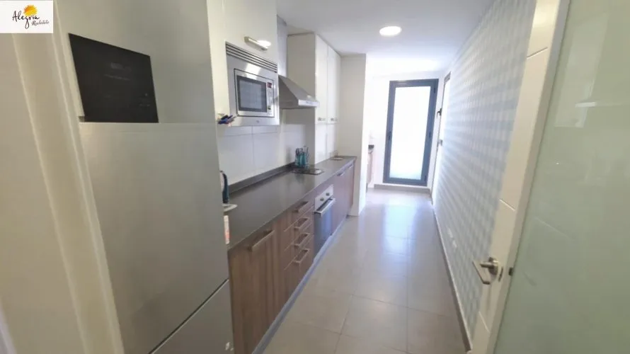 Apartamento de 3 dormitorios en Alicante, España No. 1874 № 10