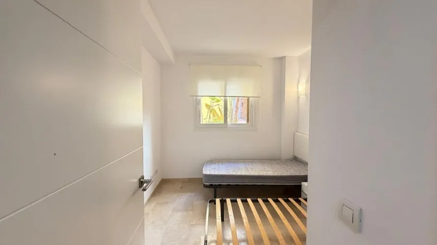 Apartamento de 3 dormitorios en Torrevieja, España No. 1882 № 3