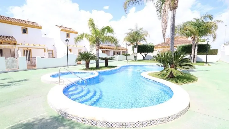 Dúplex de 2 dormitorios en Pilar de la Horadada, España No. 1835 № 17