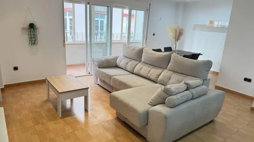 Apartamento de 3 dormitorios en Torrevieja, España No. 1845 № 10