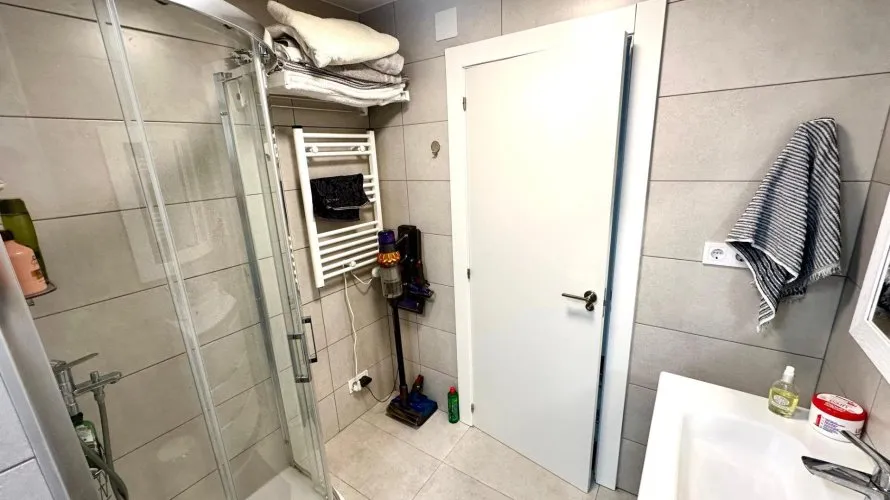 Apartamento de 4 dormitorios en Alicante, España No. 2105 № 21