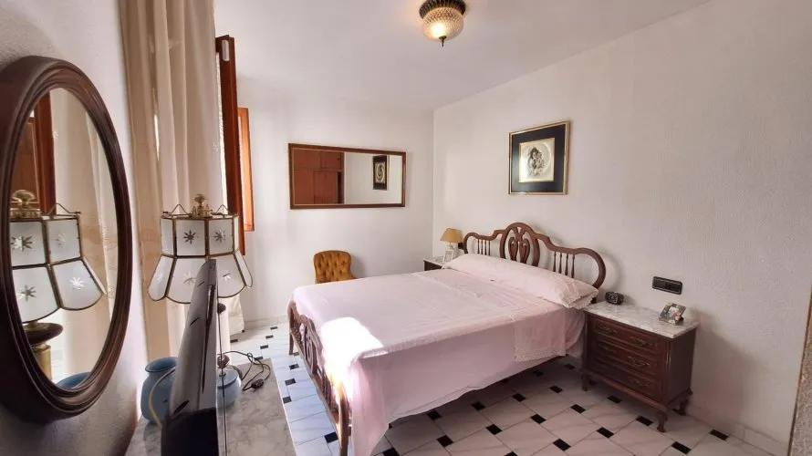 Apartamento de 1 dormitorio en Torrevieja, España No. 2257 № 18
