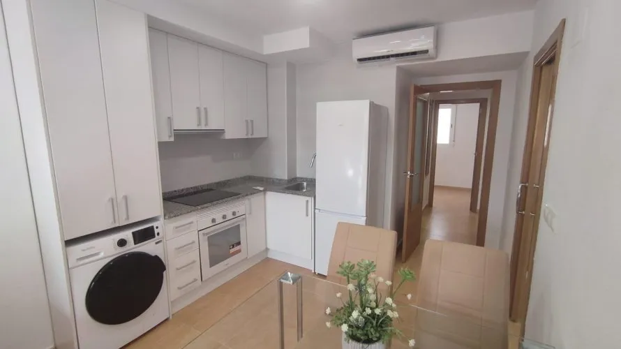 Apartamento de 2 dormitorios en Alicante, España No. 2082 № 24