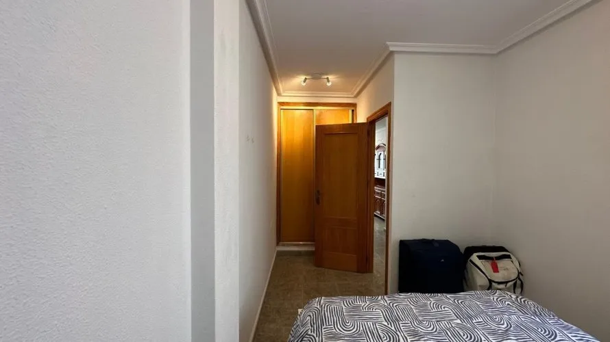 Apartamento de 1 dormitorio en Torrevieja, España No. 2256 № 12