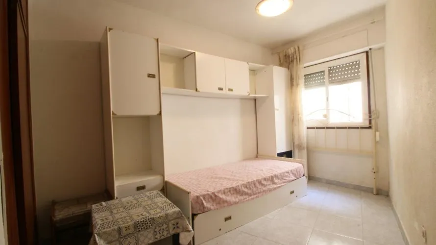 Apartamento de 2 dormitorios en Alicante, España No. 2152 № 11