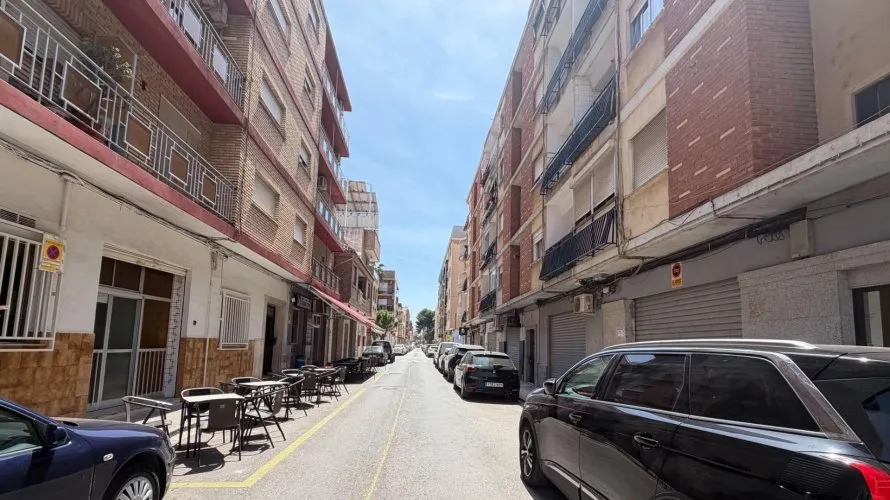 Apartamento de 1 dormitorio en Massanassa, España No. 2310 № 3