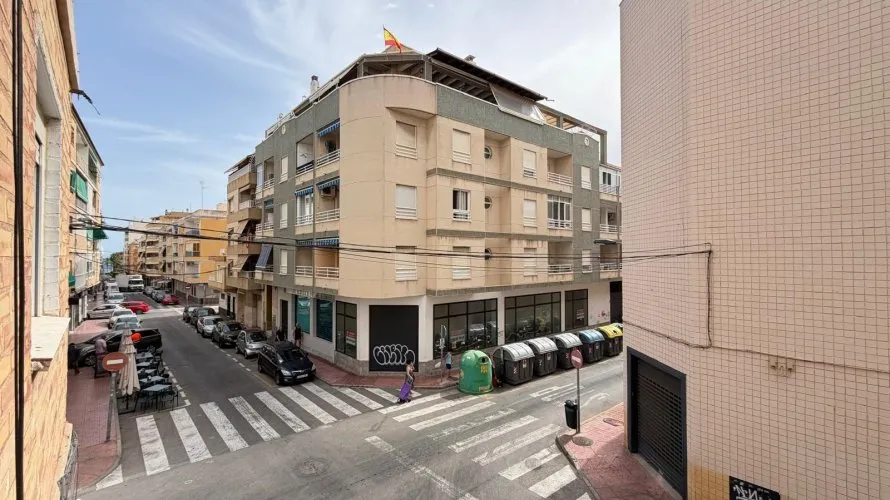 Apartamento de 3 dormitorios en Torrevieja, España No. 2368 № 19