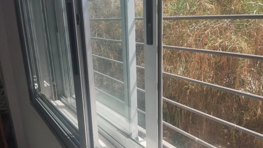 Apartamento de 2 dormitorios en Alicante, España No. 2350 № 1
