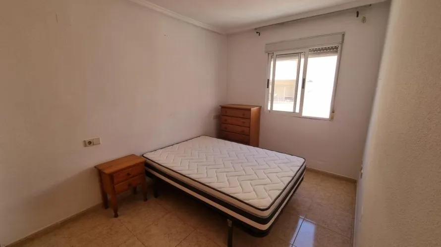 Apartamento de 2 dormitorios en Torrevieja, España No. 2331 № 5