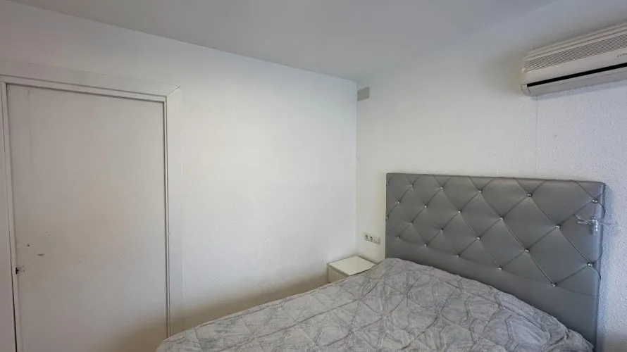 Apartamento de 2 dormitorios en Alicante, España No. 2287 № 11